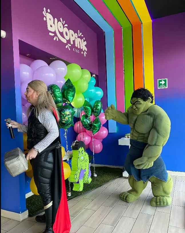 Bienvenida de superhéroes